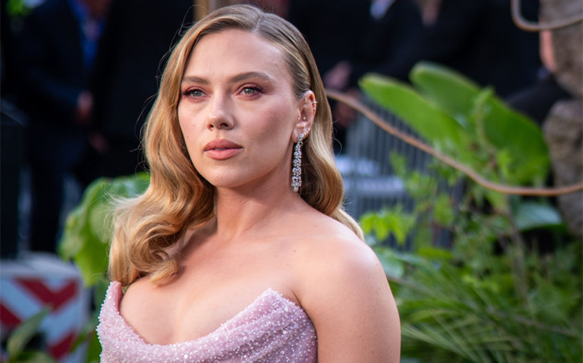 scarlett johansson husband