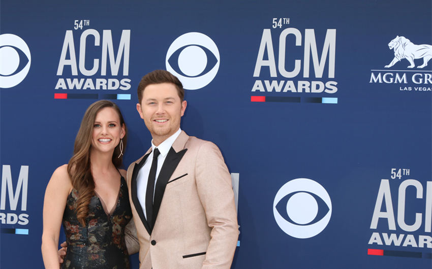 scotty mccreery wife