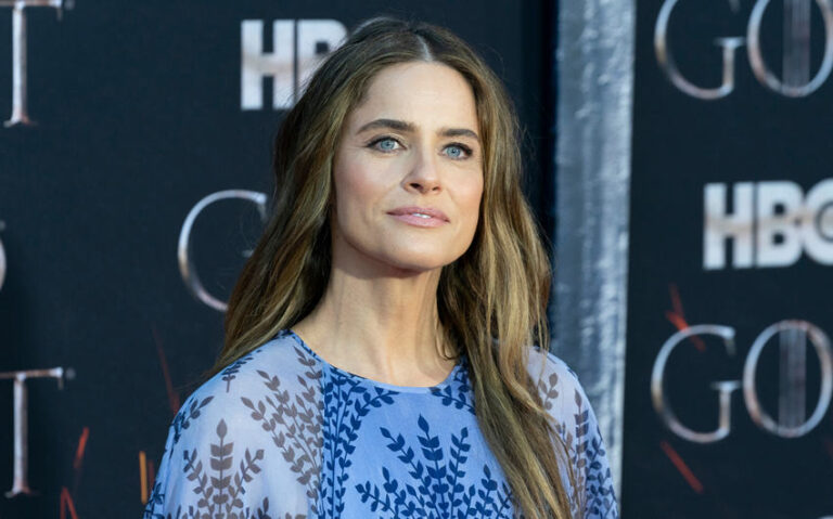 amanda peet ex husband