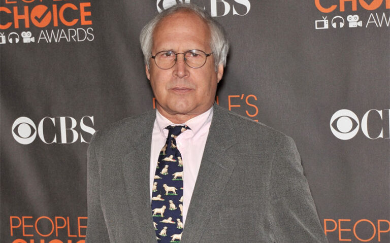 chevy chase first wife