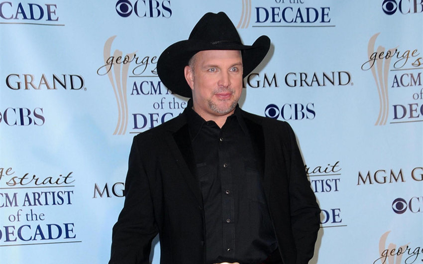 what's garth brooks net worth